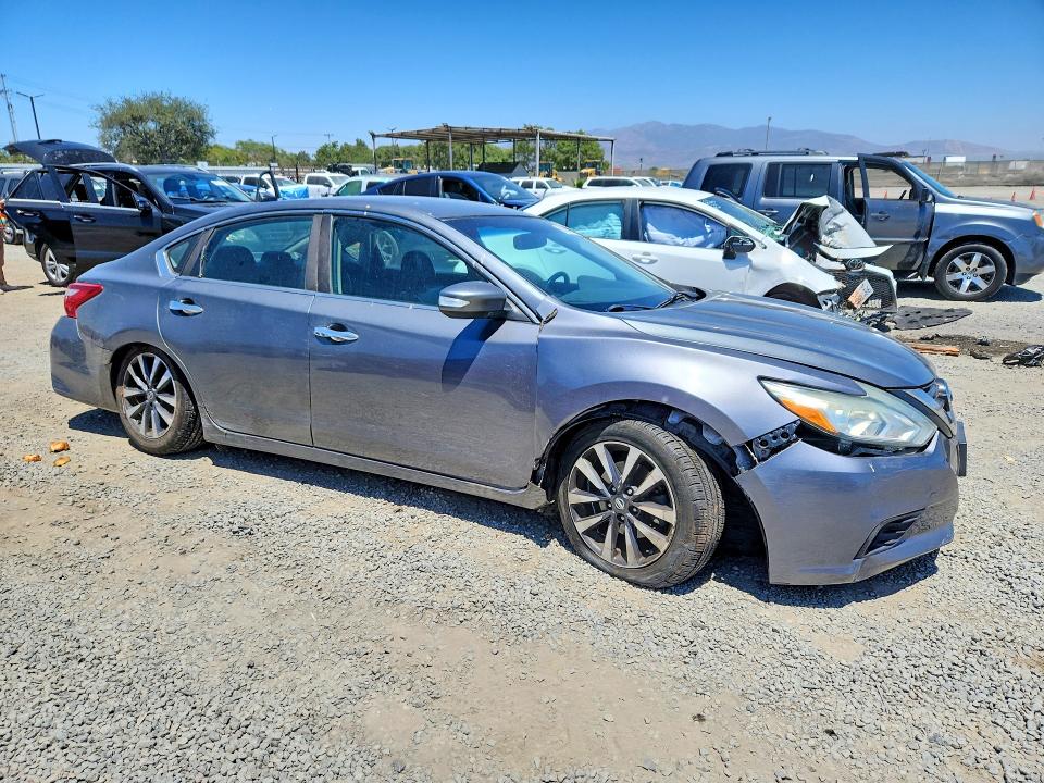59736436 :رقم المزاد ، 1N4AL3AP5HC199779 vin ، 2017 Nissan Altima مزاد بيع