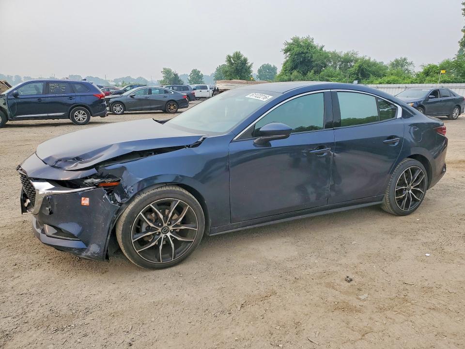 Aukcja sprzedaży 2019 Mazda 3, vin: JM1BPADM1K1102976, numer aukcji: 61122216