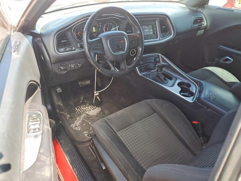60833246 :رقم المزاد ، 2C3CDZAG8FH702061 vin ، 2015 Dodge Challenger مزاد بيع