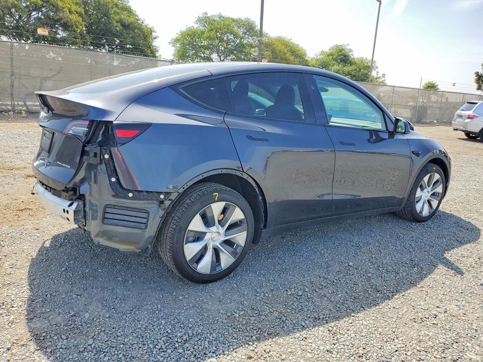 61768686 :رقم المزاد ، 7SAYGDEE1RA245625 vin ، 2024 Tesla Model Y مزاد بيع