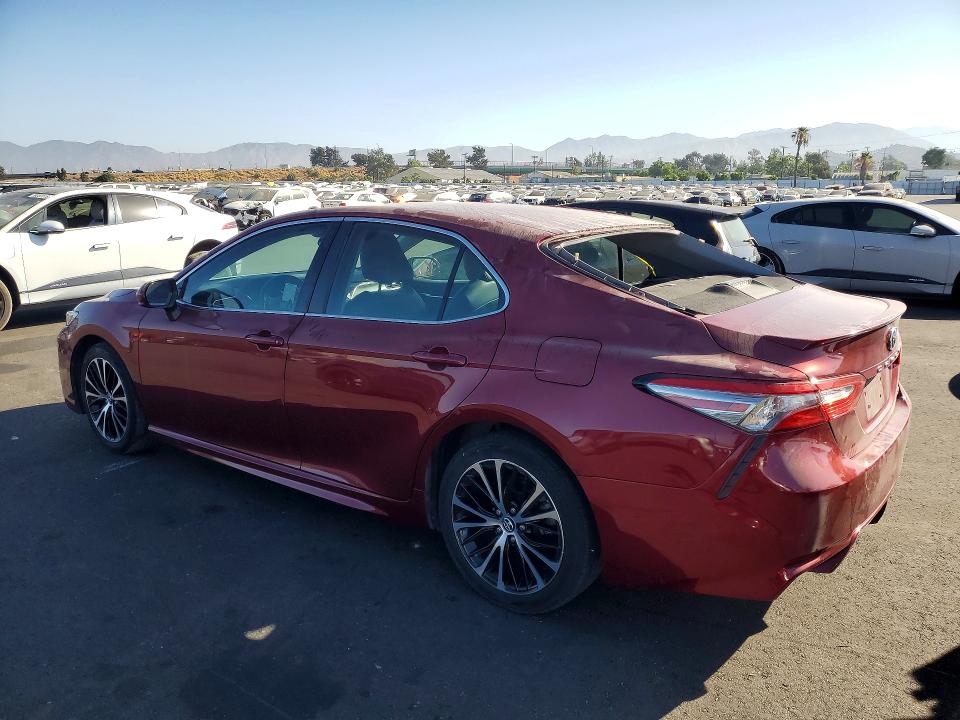 2018 Toyota Camry მანქანა იყიდება აუქციონზე, vin: 4T1B11HK9JU556797, აუქციონის ნომერი: 60053516