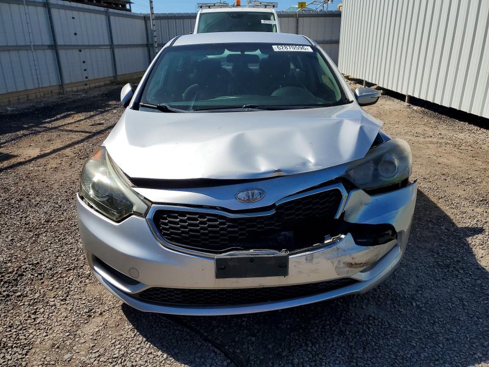 2014 Kia Forte მანქანა იყიდება აუქციონზე, vin: KNAFX4A66E5063305, აუქციონის ნომერი: 62870596