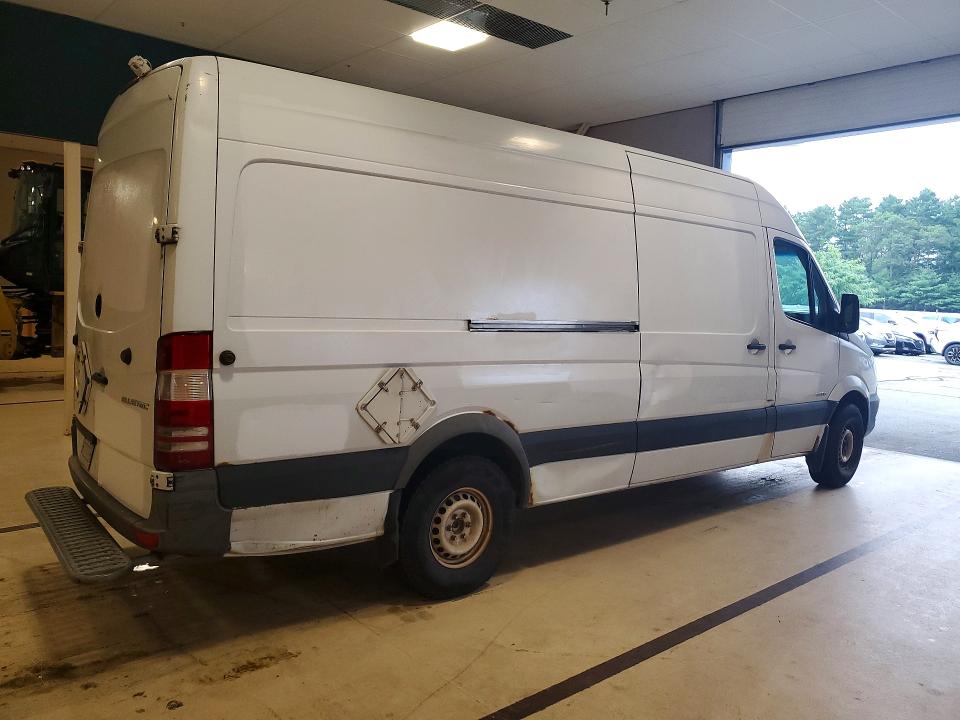 60435436 :رقم المزاد ، WD3PE8DE9E5901683 vin ، 2014 Mercedes-benz Sprinter مزاد بيع