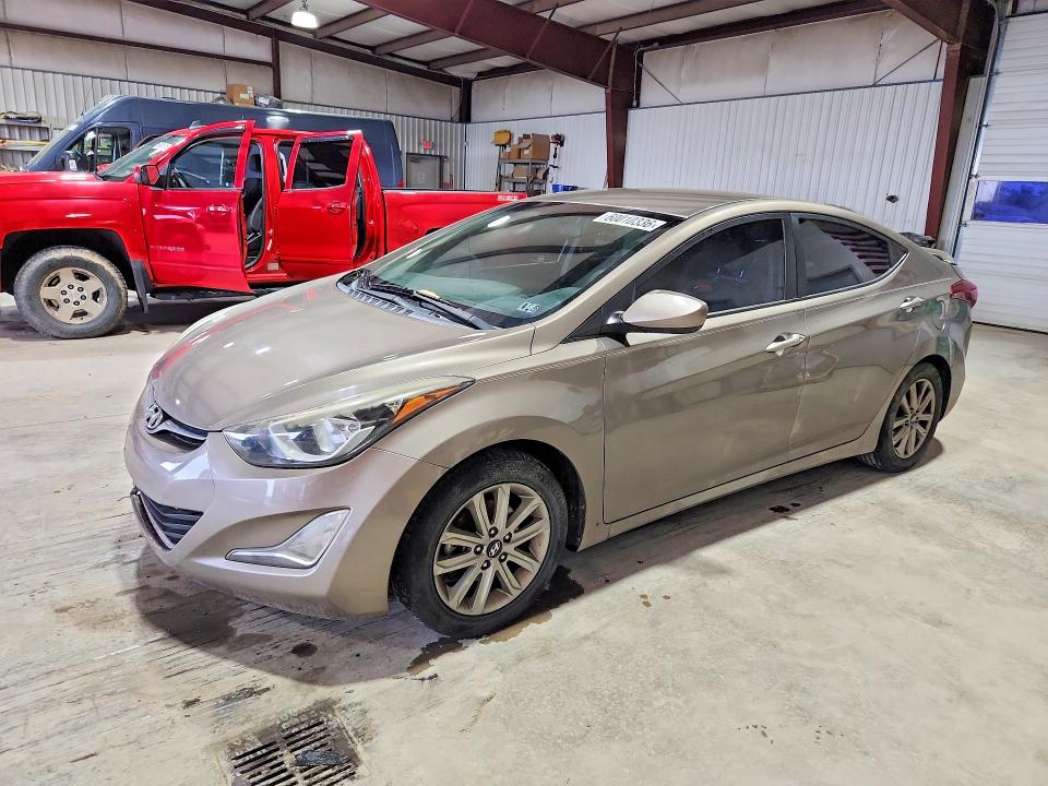 60010336 :رقم المزاد ، 5NPDH4AE2FH618119 vin ، 2015 Hyundai Elantra مزاد بيع