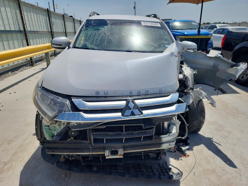 2018 Mitsubishi Outlander მანქანა იყიდება აუქციონზე, vin: JA4AZ3A30JZ006800, აუქციონის ნომერი: 62718346