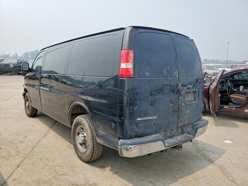 60425446 :رقم المزاد ، 1GCWGAFG6H1121850 vin ، 2017 Chevrolet Express G2500 مزاد بيع