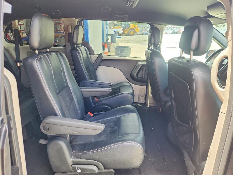 61404916 :رقم المزاد ، 2C4RDGCG7JR203391 vin ، 2018 Dodge Grand Caravan مزاد بيع