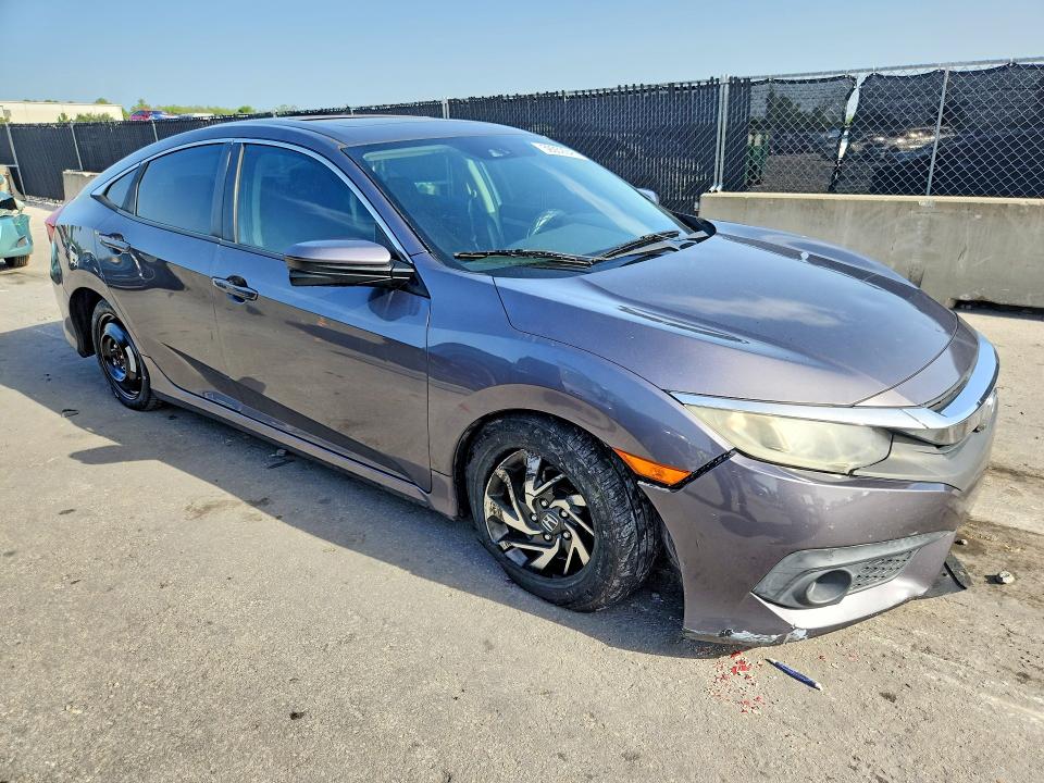 59359046 :رقم المزاد ، 19XFC2F89HE024441 vin ، 2017 Honda Civic مزاد بيع