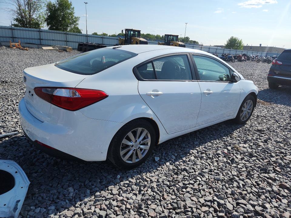 2015 Kia Forte მანქანა იყიდება აუქციონზე, vin: KNAFX4A67F5355286, აუქციონის ნომერი: 62234096