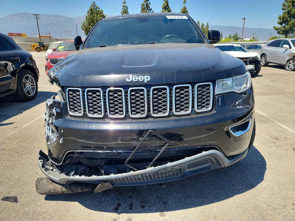 2017 Jeep Grand Cherokee მანქანა იყიდება აუქციონზე, vin: 1C4RJEAG9HC950221, აუქციონის ნომერი: 63175636