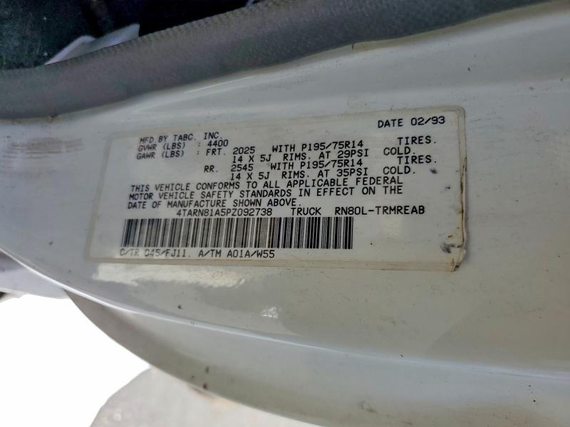 59666926 :رقم المزاد ، 4TARN81A5PZ092738 vin ، 1993 Toyota Pickup مزاد بيع