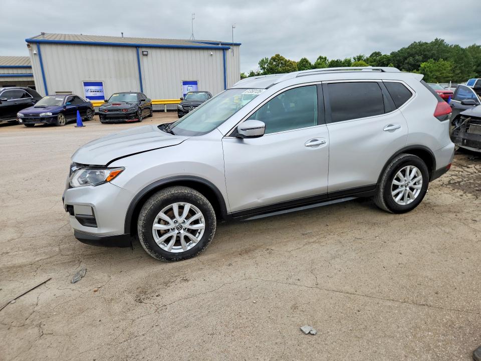 Продаж на аукціоні авто 2018 Nissan Rogue, vin: JN8AT2MT2JW450618, номер лоту: 61350126