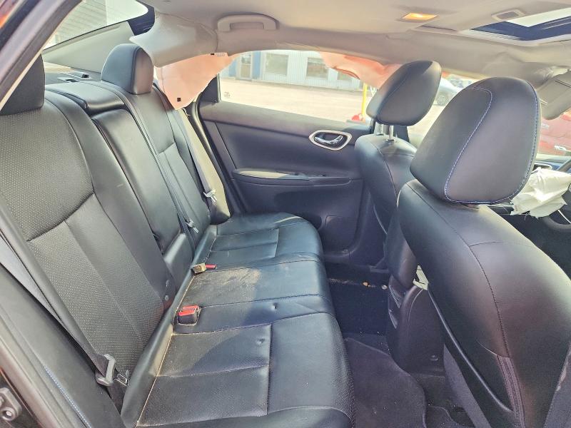 62207796 :رقم المزاد ، 3N1CB7AP5JY308027 vin ، 2018 Nissan Sentra مزاد بيع