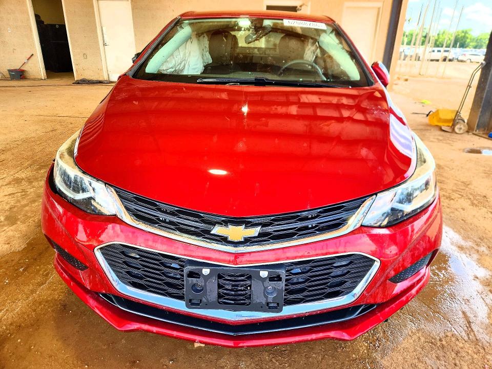62088786 :رقم المزاد ، 3G1BE5SM3HS568733 vin ، 2017 Chevrolet Cruze مزاد بيع