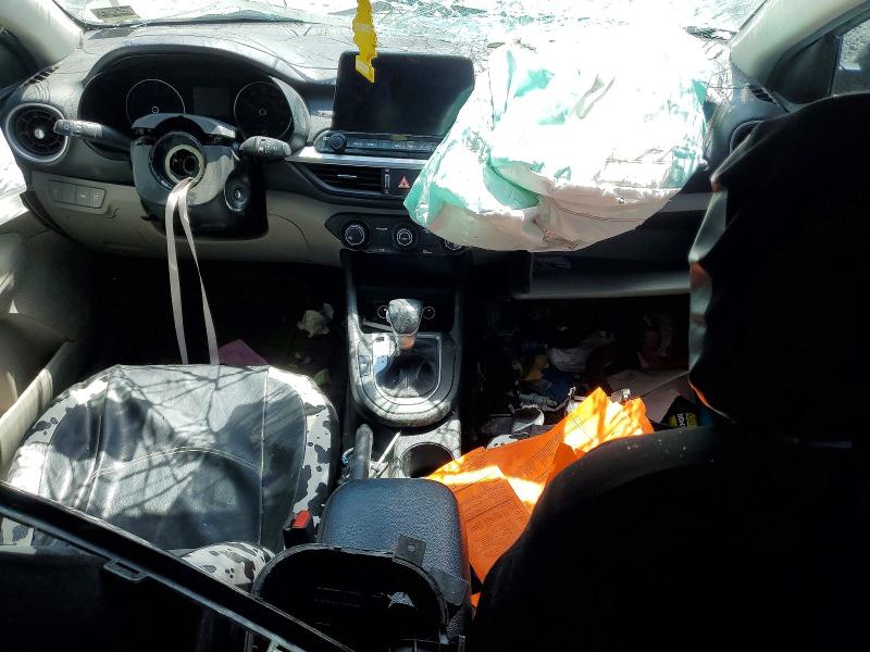 60269096 :رقم المزاد ، 3KPF24AD3ME364519 vin ، 2021 Kia Forte مزاد بيع