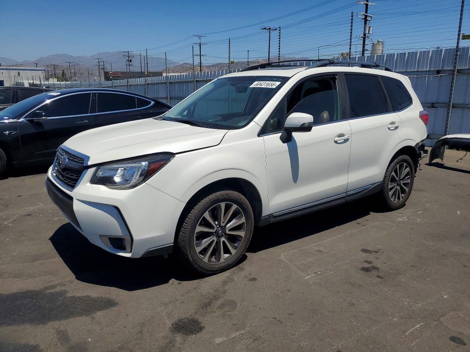 60431656 :رقم المزاد ، JF2SJGWC2HH581029 vin ، 2017 Subaru Forester مزاد بيع
