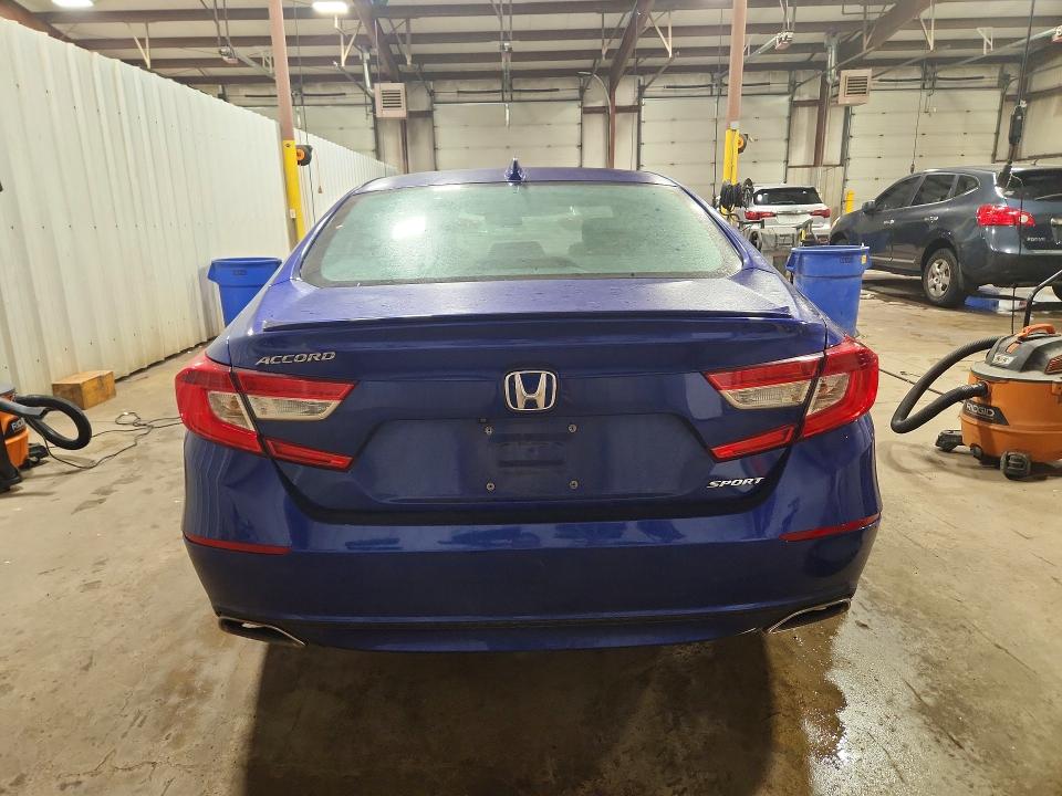 Aukcja sprzedaży 2018 Honda Accord, vin: 1HGCV1F34JA151698, numer aukcji: 62581006