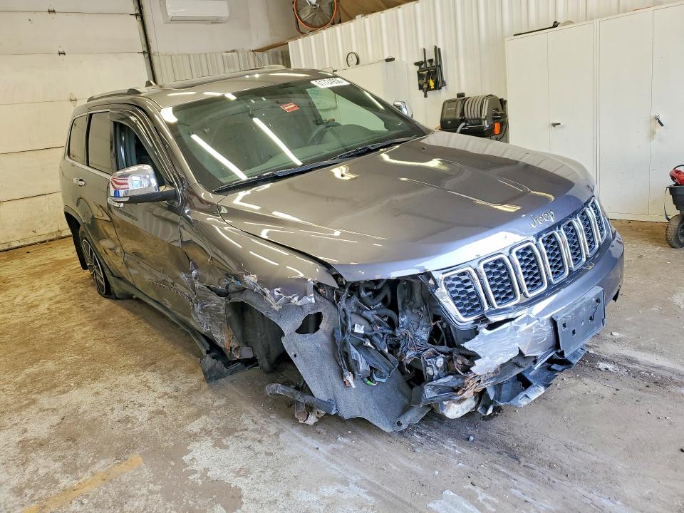 61724956 :رقم المزاد ، 1C4RJFBG4HC601911 vin ، 2017 Jeep Grand Cherokee مزاد بيع