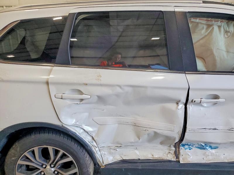 Продажа на аукционе авто 2017 Mitsubishi Outlander, vin: JA4JZ4AX5HZ067434, номер лота: 62304766