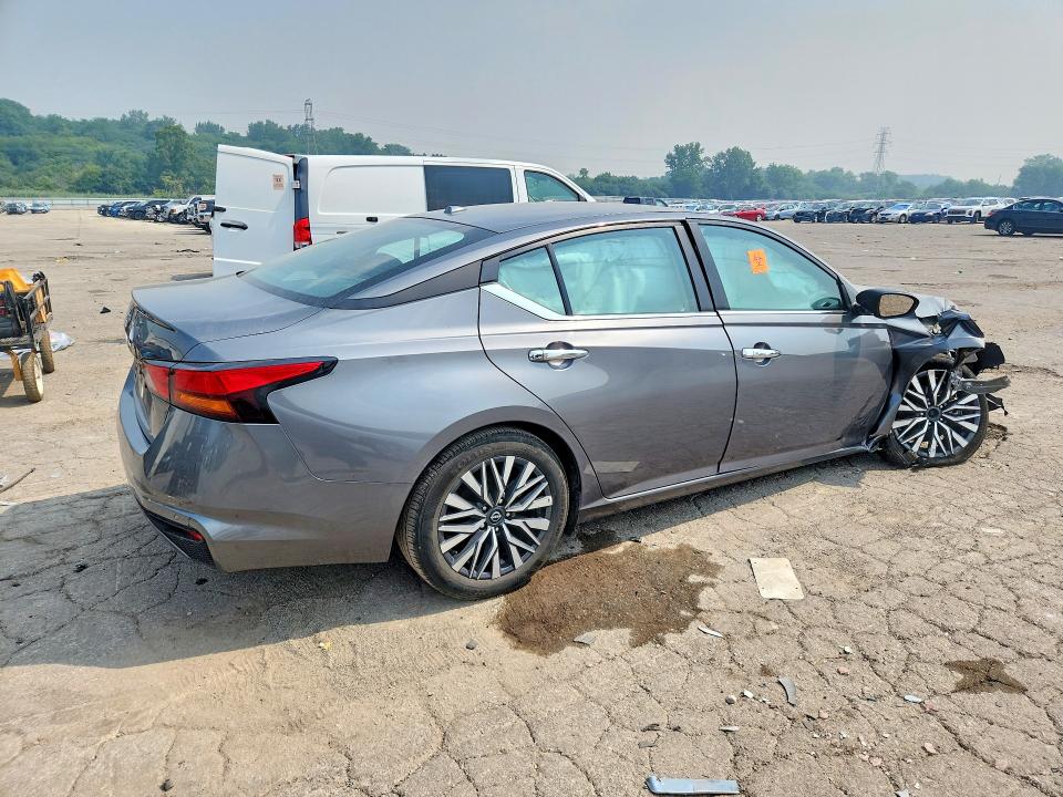 61331716 :رقم المزاد ، 1N4BL4DV0SN383110 vin ، 2025 Nissan Altima مزاد بيع