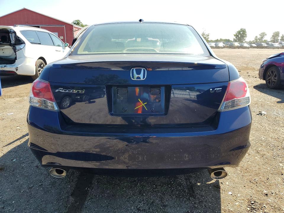 62977636 :رقم المزاد ، 1HGCP36808A802451 vin ، 2008 Honda Accord مزاد بيع