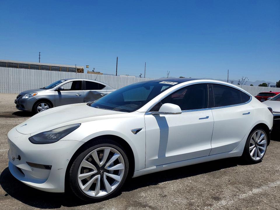 2019 Tesla Model 3 მანქანა იყიდება აუქციონზე, vin: 5YJ3E1EA3KF326952, აუქციონის ნომერი: 59298876