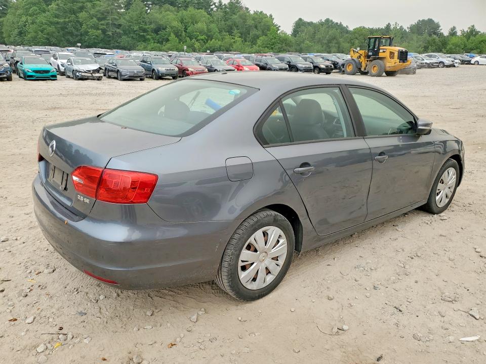 Продажа на аукционе авто 2011 Volk Jetta, vin: 3VWBZ7AJ9BM308747, номер лота: 61447176