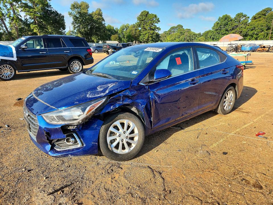 2021 Hyundai Accent მანქანა იყიდება აუქციონზე, vin: 3KPC24A62ME138122, აუქციონის ნომერი: 62658846