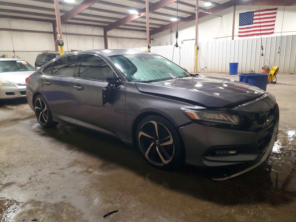 Продаж на аукціоні авто 2018 Honda Accord, vin: 1HGCV1F32JA007308, номер лоту: 61705246