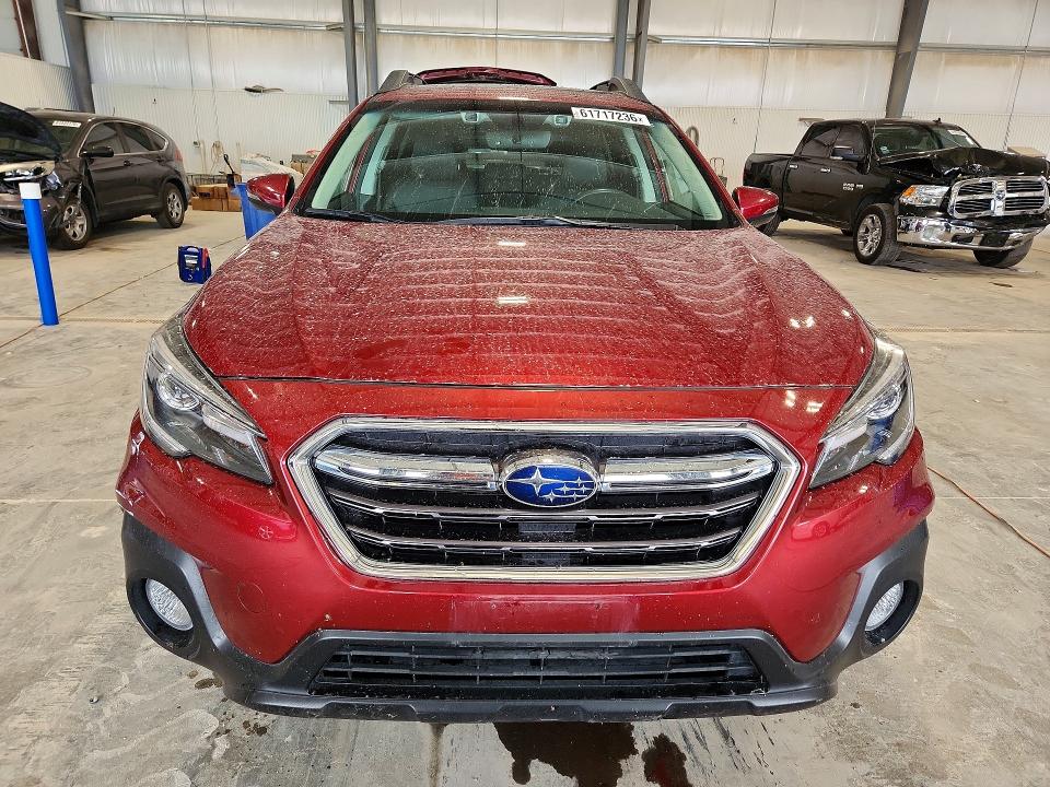 61717236 :رقم المزاد ، 4S4BSENC1J3336142 vin ، 2018 Subaru Outback مزاد بيع