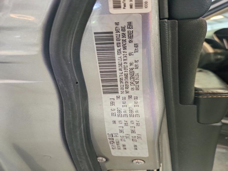 61615976 :رقم المزاد ، 1C4PJLCB2HW526746 vin ، 2017 Jeep Cherokee مزاد بيع