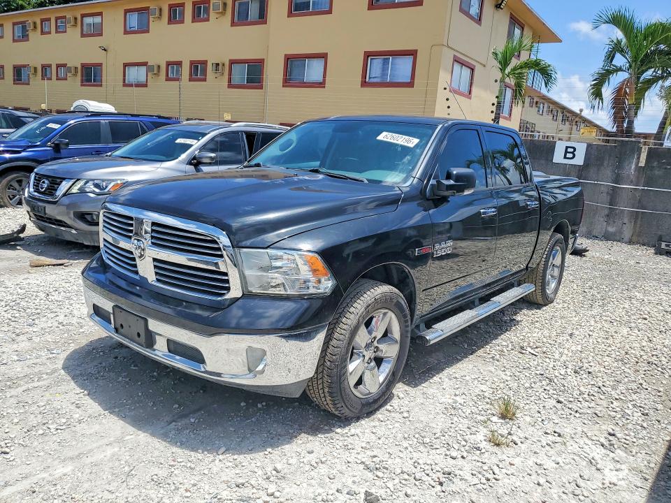 62602196 :رقم المزاد ، 1C6RR6LM1FS629141 vin ، 2015 Ram 1500 مزاد بيع