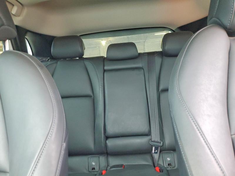 60846896 :رقم المزاد ، 3MVDMBAY3NM437886 vin ، 2022 Mazda Cx-30 مزاد بيع