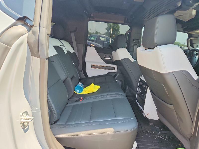 61043786 :رقم المزاد ، 1GKB0NDE5RU106160 vin ، 2024 Gmc Hummer Suv مزاد بيع
