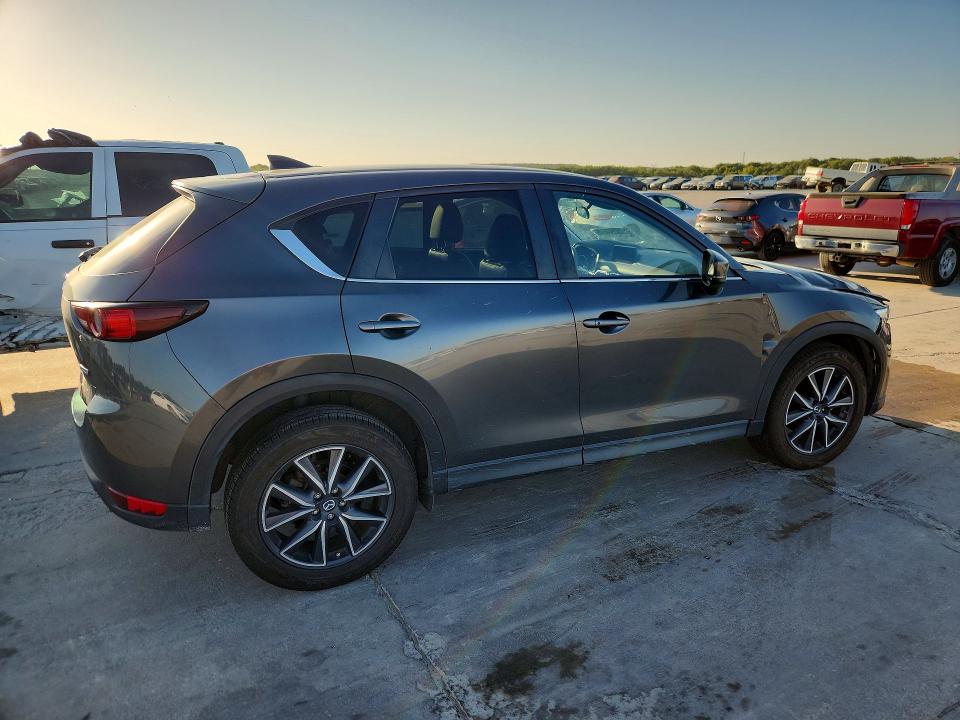 62944046 :رقم المزاد ، JM3KFACM2J0329058 vin ، 2018 Mazda Cx-5 مزاد بيع