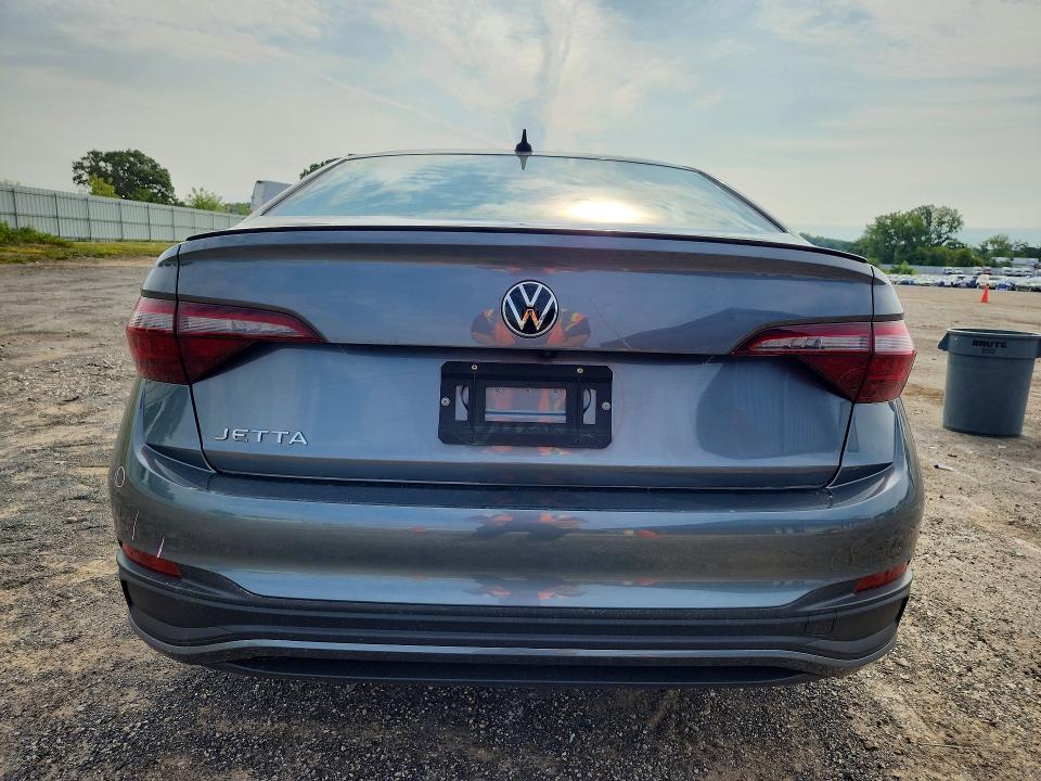 62617826 :رقم المزاد ، 3VWBM7BU2RM038049 vin ، 2024 Volkswagen Jetta مزاد بيع