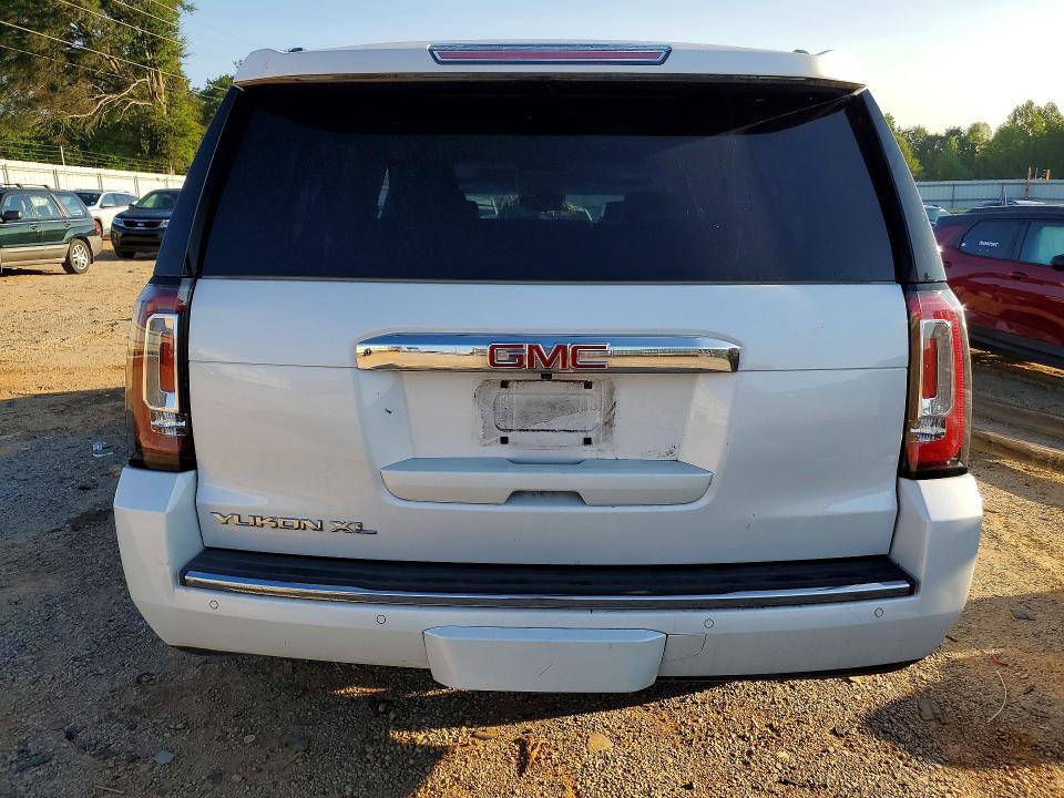 Продажа на аукционе авто 2017 Gmc Yukon Xl, vin: 1GKS2HKJ9HR172594, номер лота: 62193696