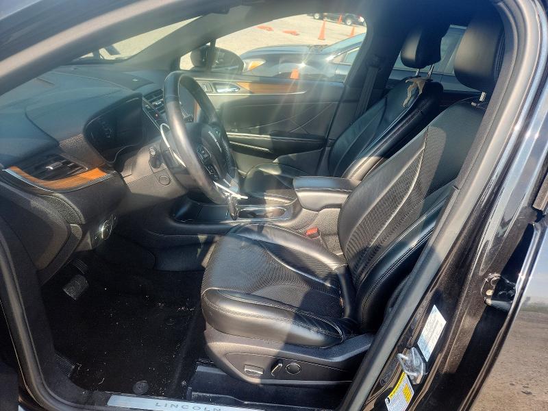62307676 :رقم المزاد ، 5LMTJ2AHXFUJ30386 vin ، 2015 Lincoln Mkc مزاد بيع