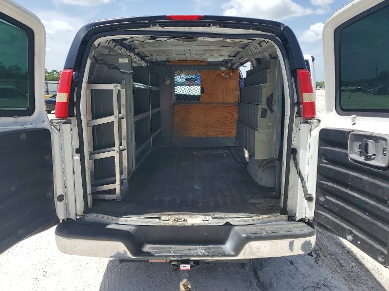 61543246 :رقم المزاد ، 1GCWGFCAXE1141253 vin ، 2014 Chevrolet Express G2500 مزاد بيع