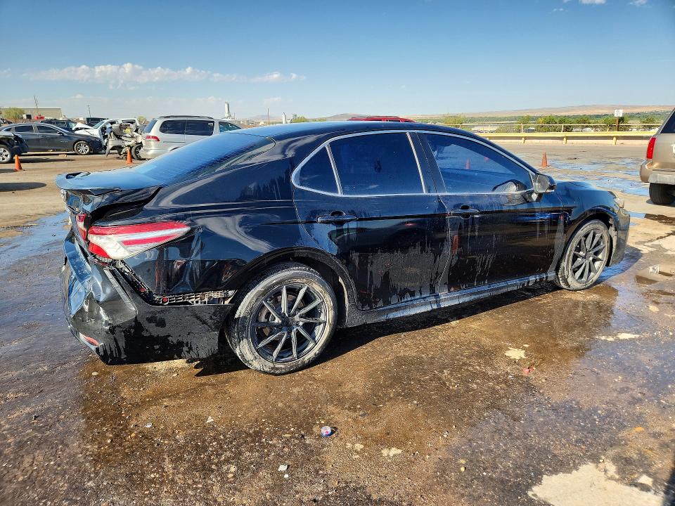 Продажа на аукционе авто 2018 Toyota Camry, vin: 4T1B61HK7JU013563, номер лота: 60638386