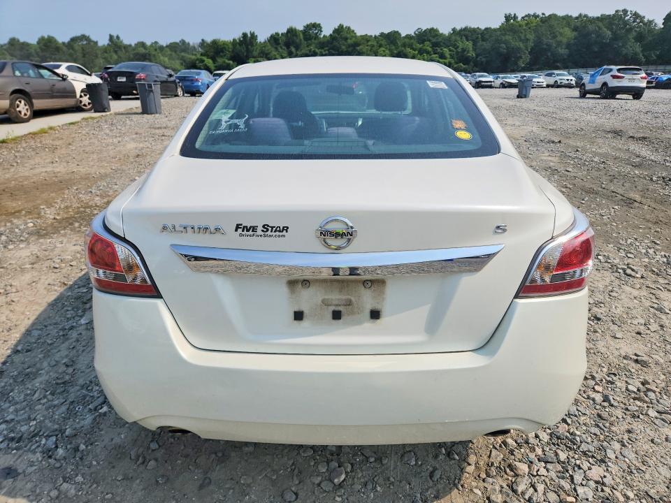 2015 Nissan Altima მანქანა იყიდება აუქციონზე, vin: 1N4AL3AP8FC215003, აუქციონის ნომერი: 62430356