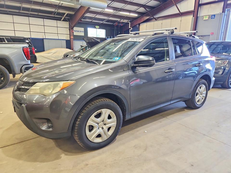 Auction sale of the 2015 Toyota Rav4, vin: JTMBFREVXFJ040217, lot number: 60547426