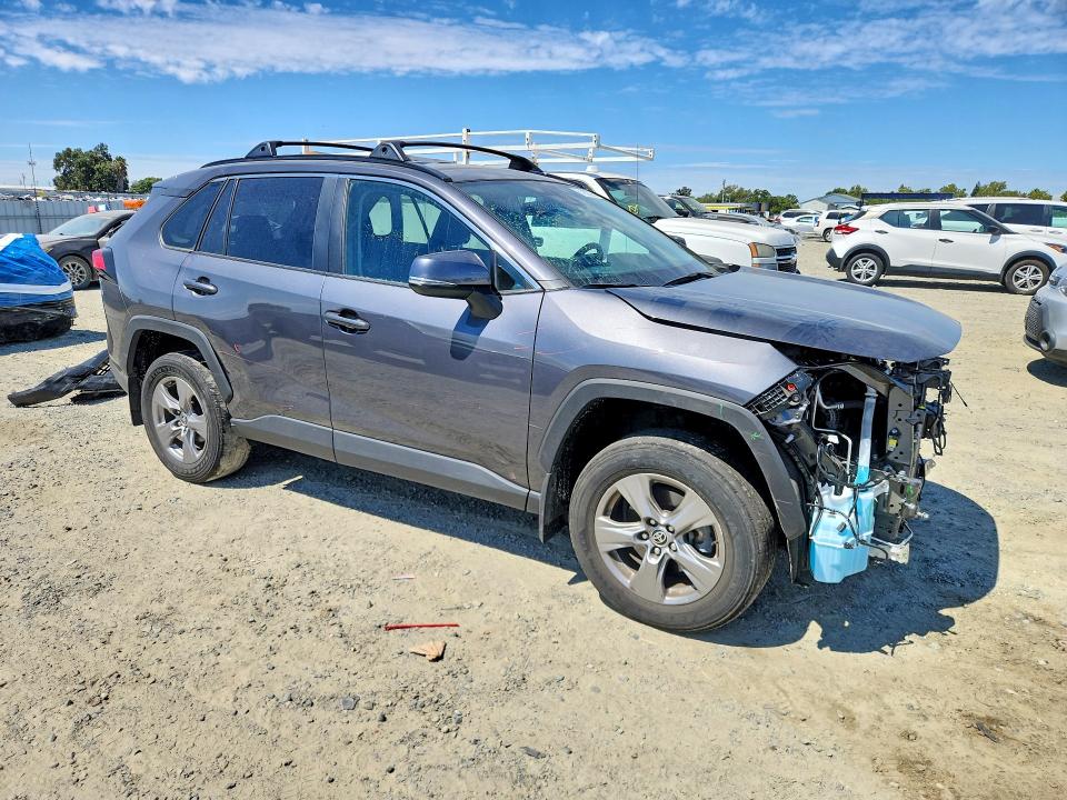 61939286 :رقم المزاد ، 2T3P1RFV5PW369056 vin ، 2023 Toyota Rav4 مزاد بيع