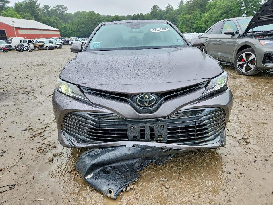 2019 Toyota Camry მანქანა იყიდება აუქციონზე, vin: 4T1B11HK6KU241750, აუქციონის ნომერი: 59240006