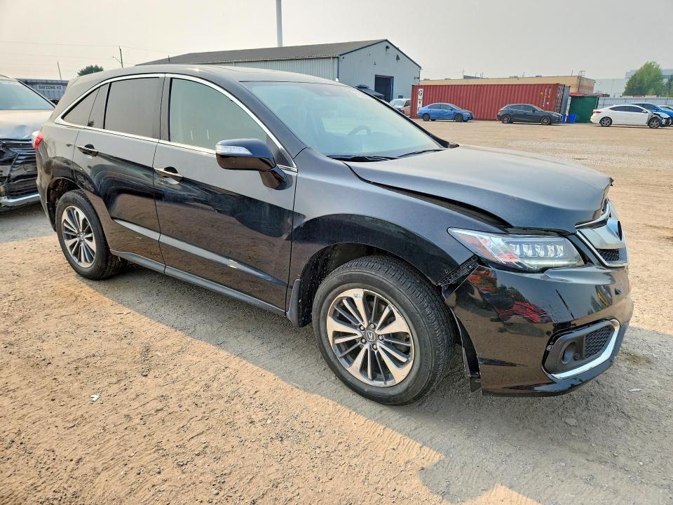 61530196 :رقم المزاد ، 5J8TB4H74HL807357 vin ، 2017 Acura Rdx مزاد بيع