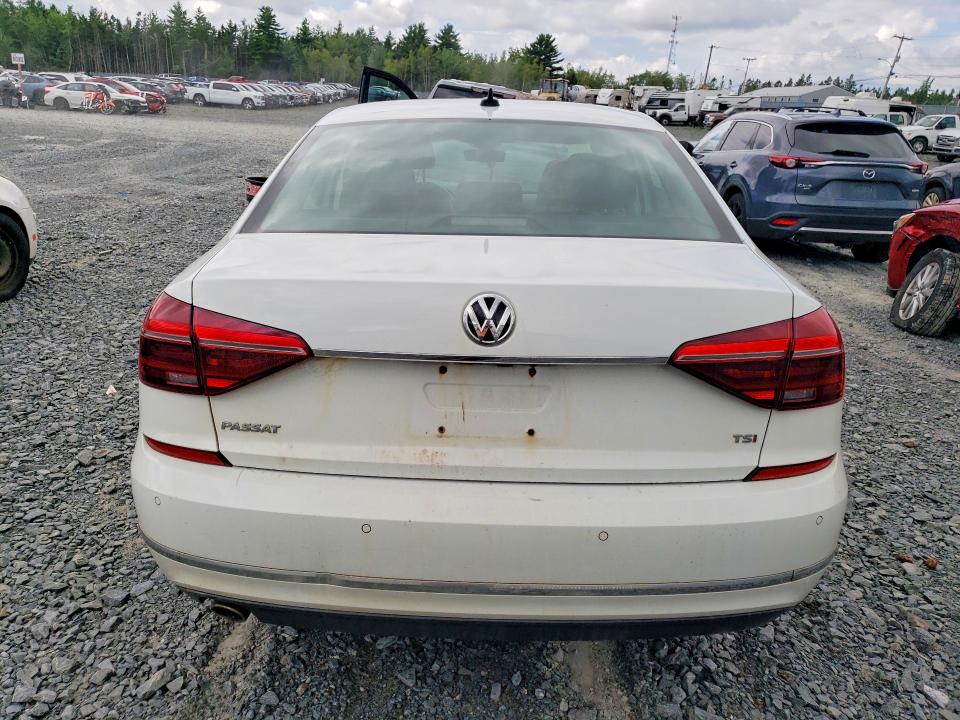 Продаж на аукціоні авто 2017 Volkswagen Passat, vin: 1VWCT7A39HC074255, номер лоту: 62549106