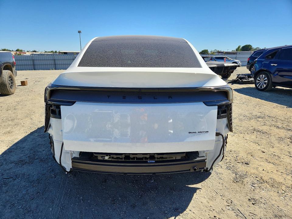 61779766 :رقم المزاد ، 7SAYGDEE3TF645339 vin ، 2026 Tesla Model Y مزاد بيع