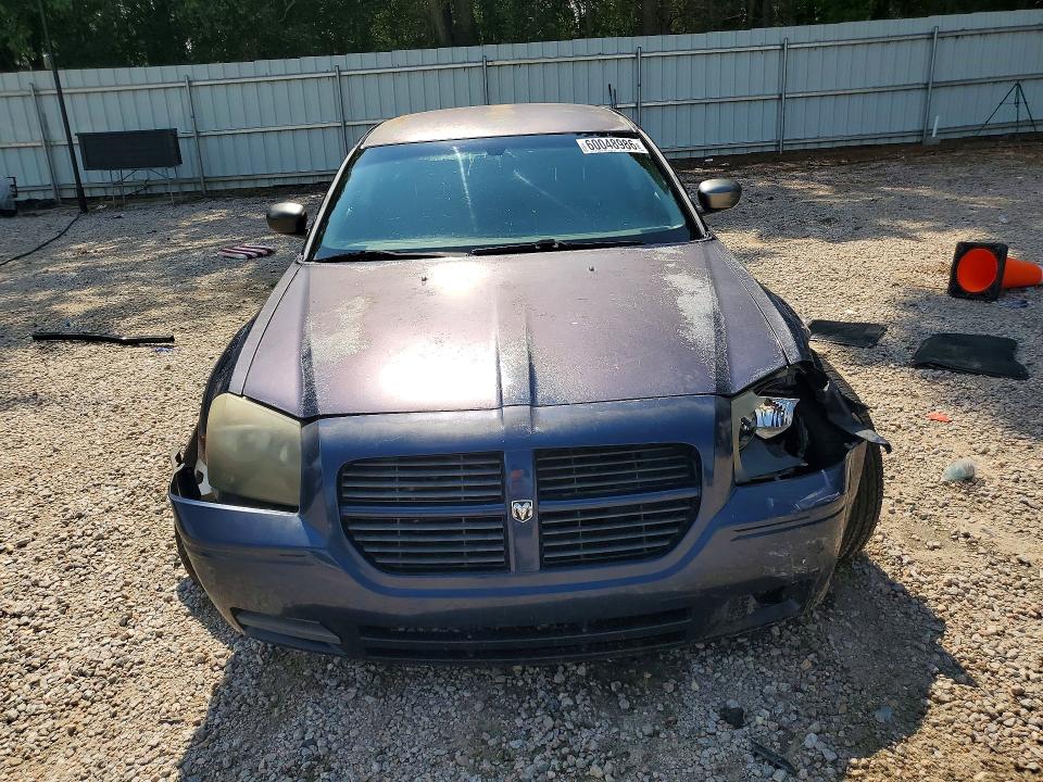 60048986 :رقم المزاد ، 2D4FV48T55H513851 vin ، 2005 Dodge Magnum مزاد بيع
