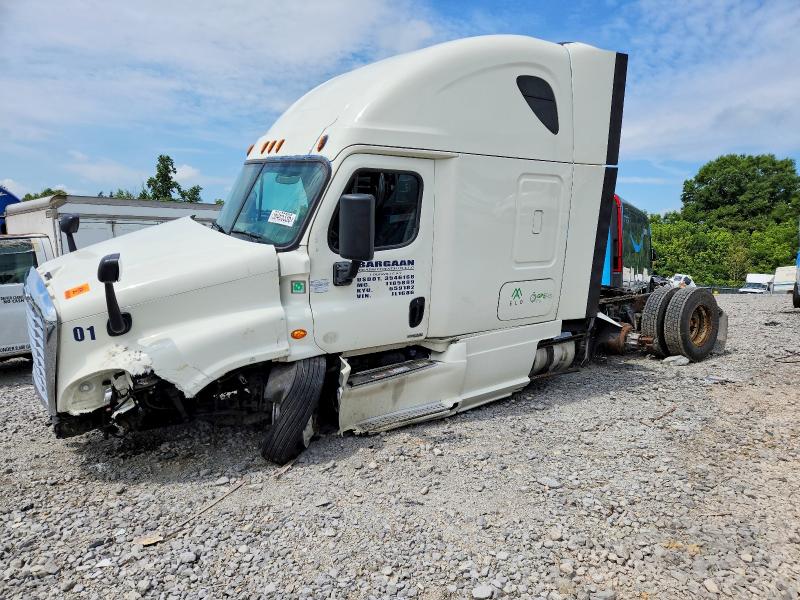 2018 Freightliner Cascadia 125 მანქანა იყიდება აუქციონზე, vin: 3AKJGLDR1JSJL1686, აუქციონის ნომერი: 56465336