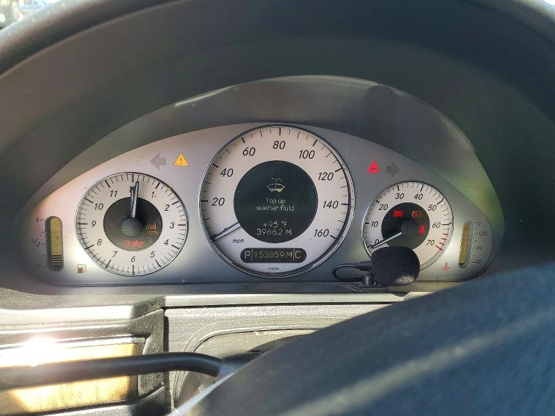 85993545 :رقم المزاد ، WDBUF87X17B170592 vin ، 2007 Mercedes-benz E مزاد بيع